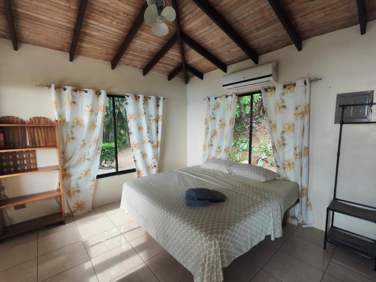 Ballena Paraiso Lodge Uvita Luaran gambar
